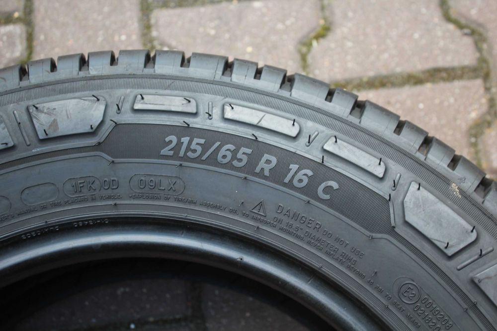 215 65 R16C Micheli Agilis 3