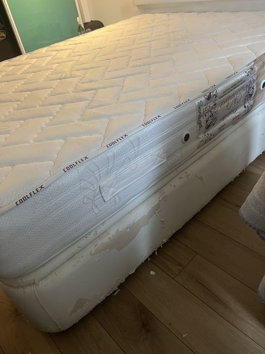 Cama casal baú com colchão 140x200