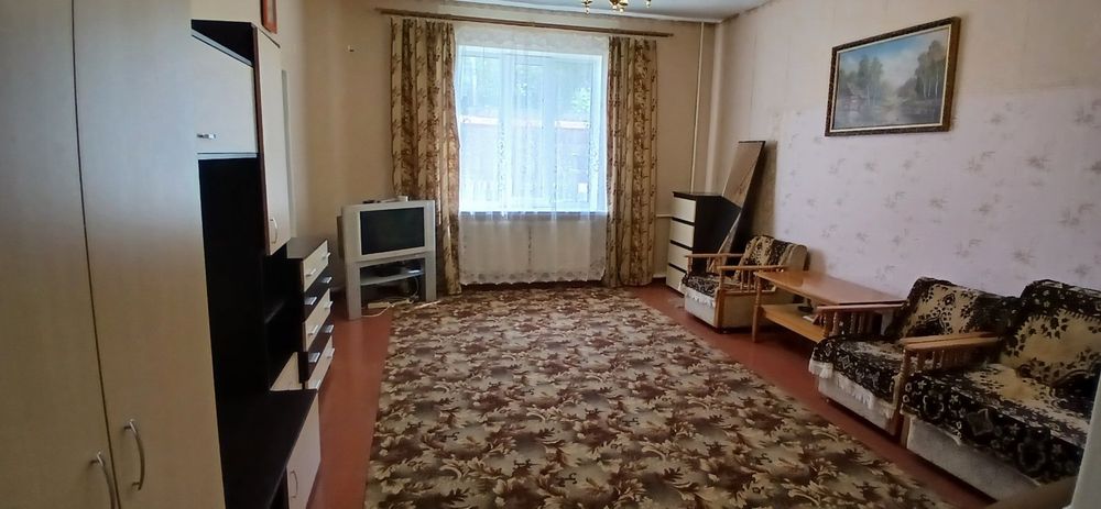 81 м2  3-х кімнатна в одноповерховому будинку.