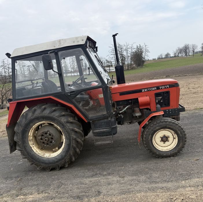 Sprzedam ciagnik Zetor 7211