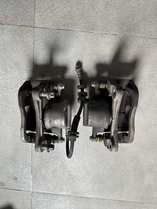 Передние Суппорта Dodge Dart