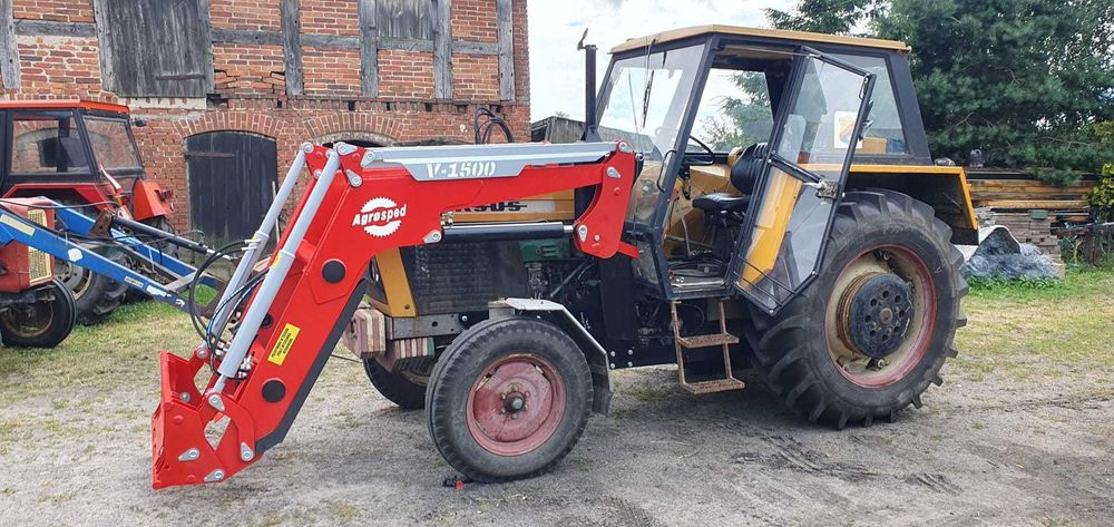 Ładowacz czołowy Agrosped model V 1500 Ursus Zetor MTZ montaż dostawa
