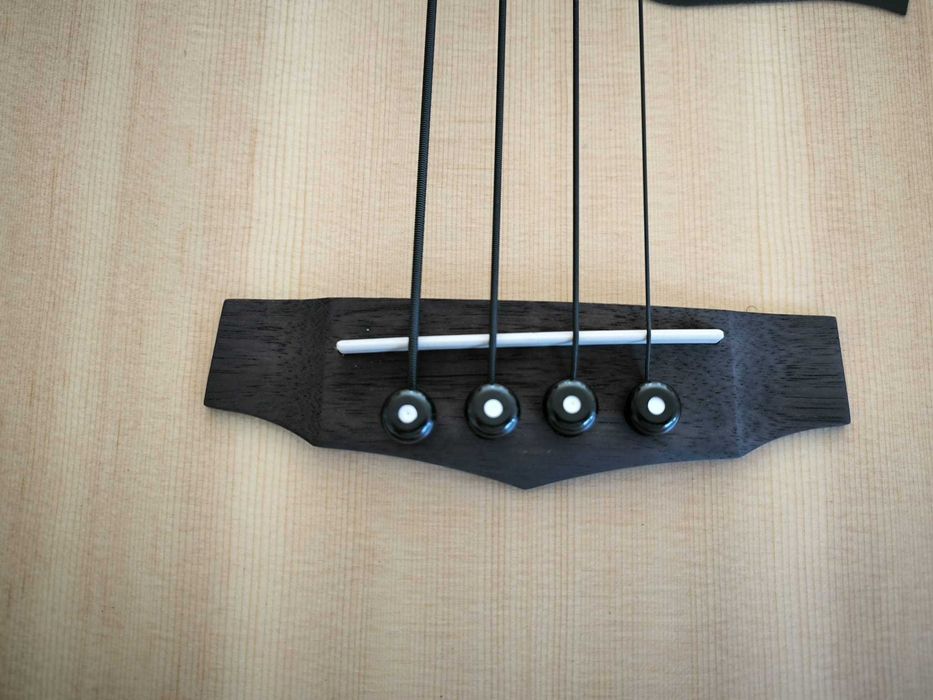 Baixo eletroacústico Ibanez PCBE12-OPN – Como novo