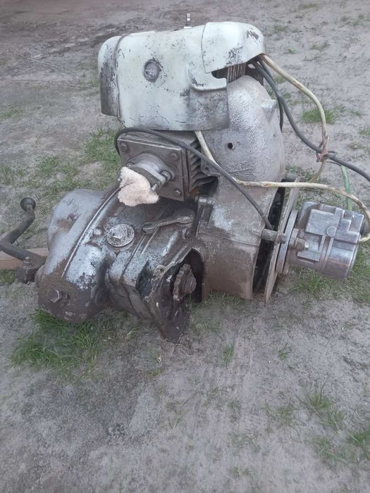 Мотор з мотоцикла муравей 200 кубів