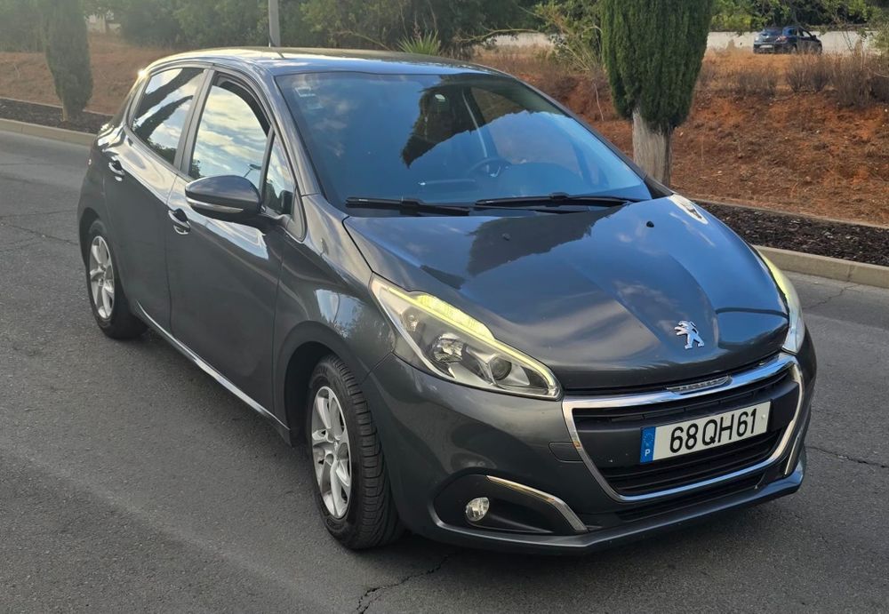 Peugeot 208 1.4 hdi