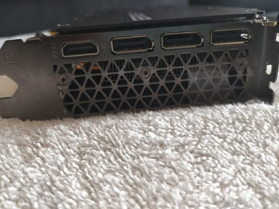 GeForce RTX 3060 Graphics Card with 12GB GDDR6 – Excellent Condition64284297062787123