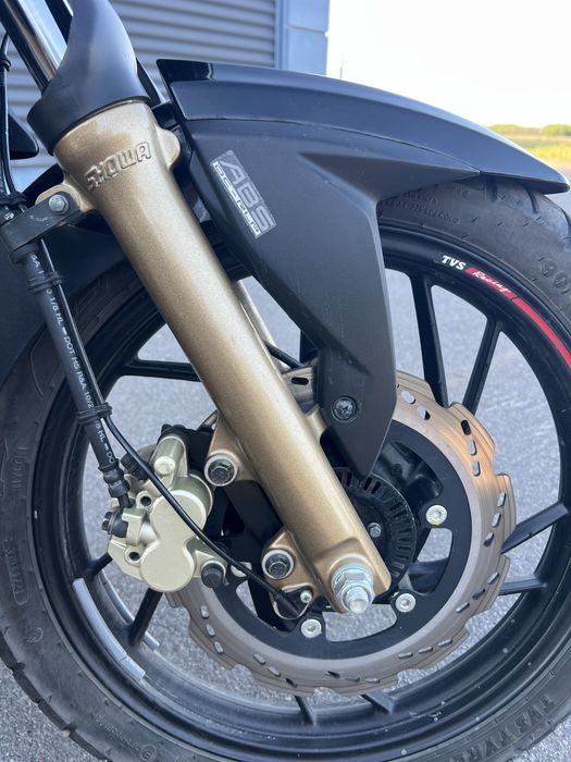 TVS Apache 200 FI