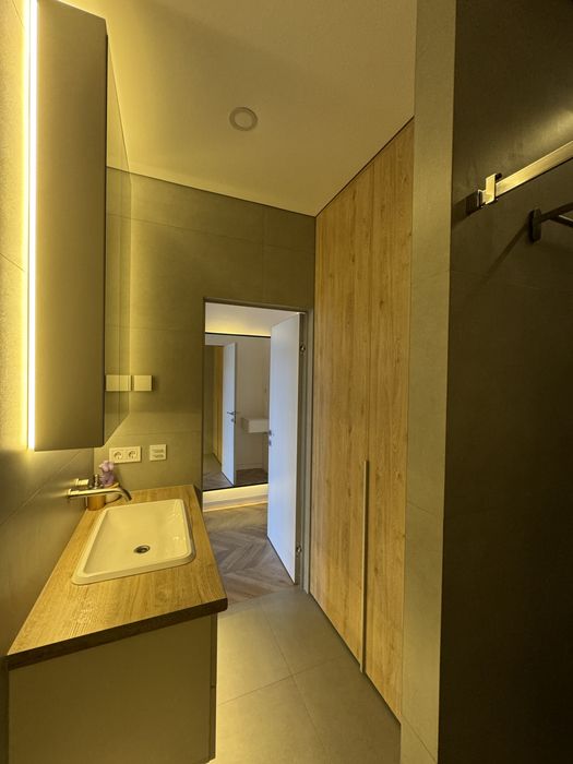 Продаж квартир центр м.Свалява елітна Новобудова