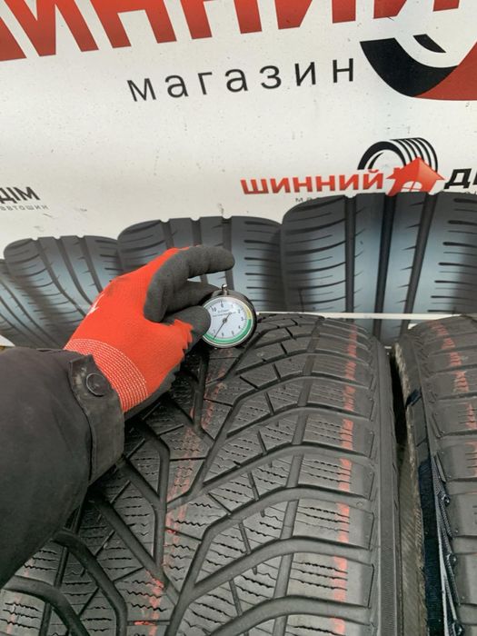 Шини 245/45 R18 Yokohama зима 2023 рік 6,5 мм