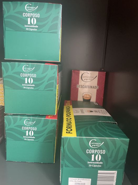 Máquina de café e 35 cápsulas do pingo doce