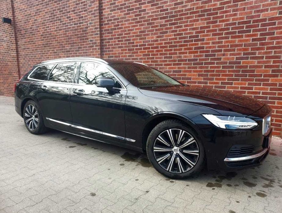 Volvo V90 T6 / Wypożyczalnia samochodów Cito-Rent