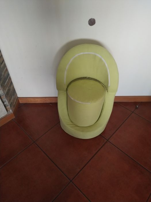 Puff de criança em verde