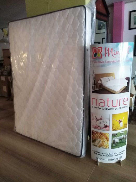Colchão casal Ortopédico 190 x 140, NOVO