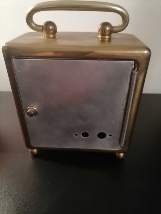 Relógio maquinaria mecânica produzida entre 1920 e 1950