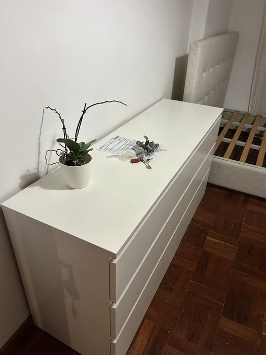 Cómoda com 6 gavetas