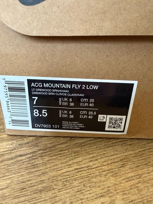 Кросівки Nike Acg Mountain Fly 2 Low Beige DV7903-101