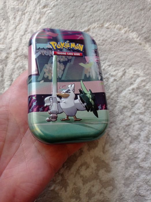 Оригинальная коллекционная коробочка из под карточек POKÉMON