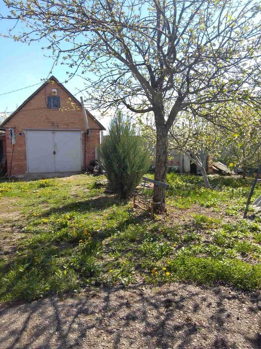 Продам будинок в селищі Печеніги