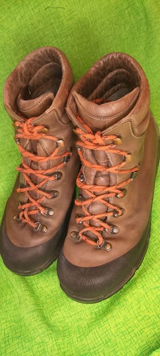 Buty górskie Skarpa róż 41 weaterprof Italia