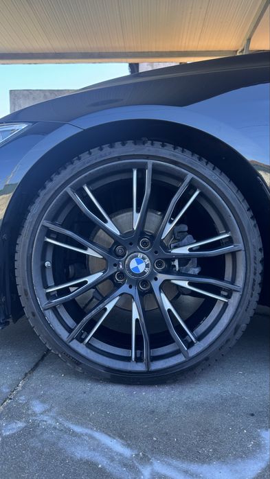 Jantes 20 BMW com pneus Pirelli Atras 255/30ZR 20 Frente 225/35ZR 20 Furaçao 5/120 Negociavel