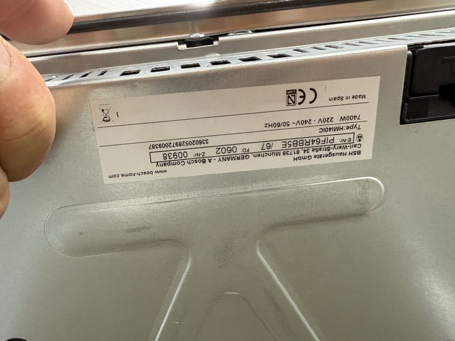 Нова Індукційна варильна поверхня Bosch PIF64RBB5E 60см