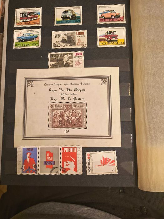 Znaczki 1900 - 1970 r  120 stron w klaserach Znaczki z Świata i Polski