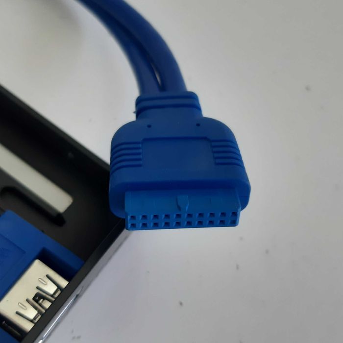 Painel Frontal 3.5" c/ 2 portas USB 3.0 p/ Torre PC Novo