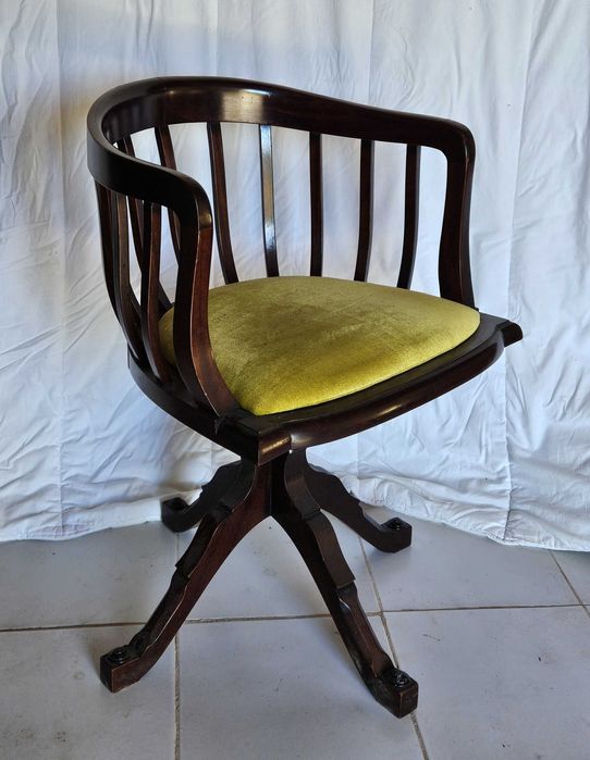 Cadeira Rotativa com braços Vintage