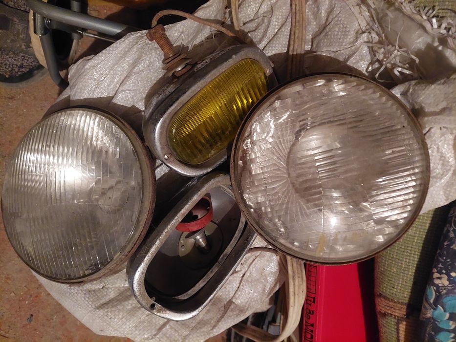 Запчастини для мотоцикла різні фари