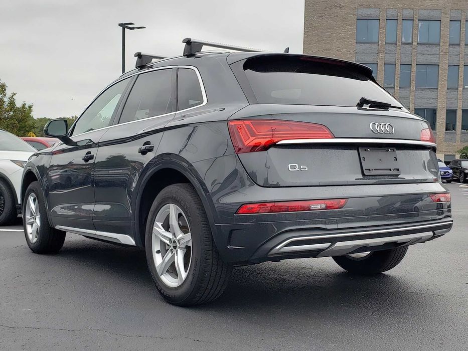 Audi Q5      2021