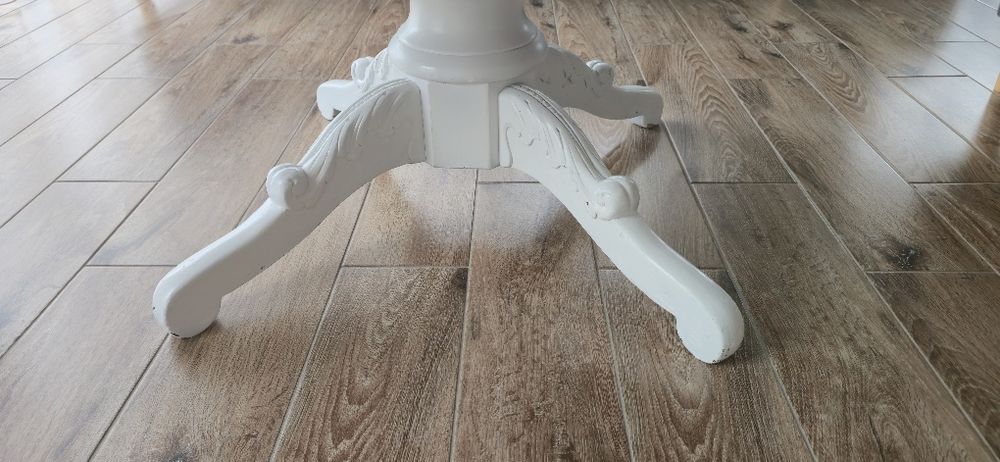 Elegancki stolik kawowy – styl prowansalski– drewno, kolo