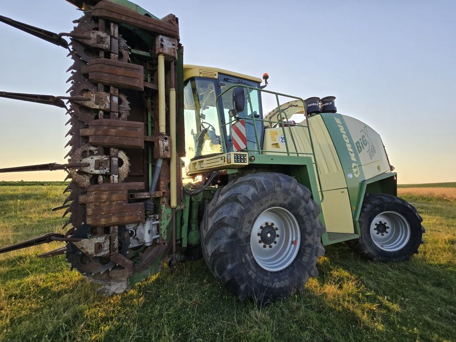 Комбайн свіжопривезений кормозбиральний krone 650