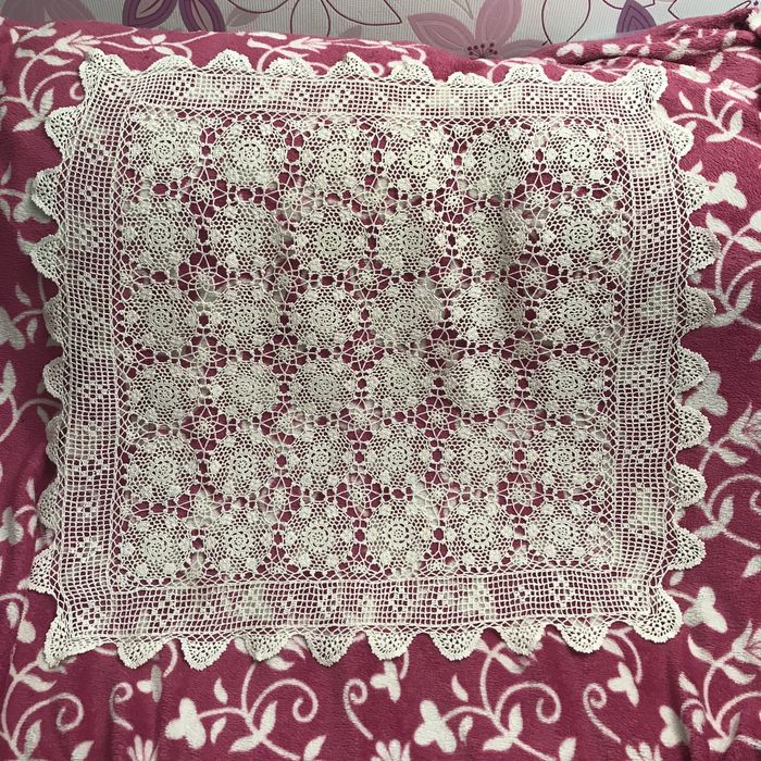 Салфетка на журнальный столик ручная работа