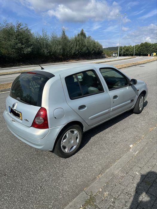 Renault Clio — fotografia 2