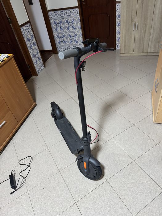 Trotinete eletrica navee v25