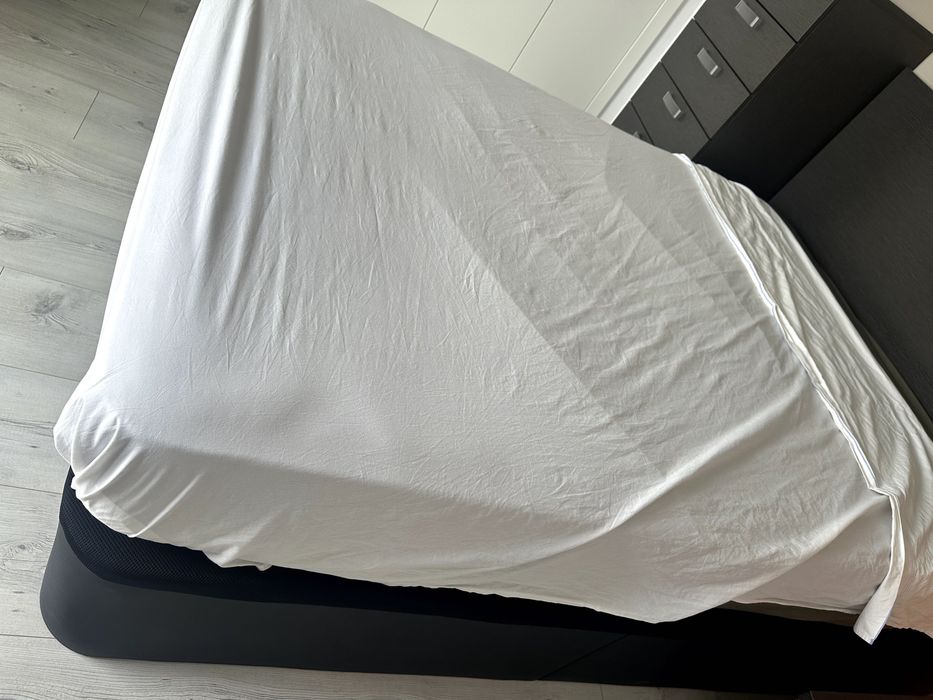 Sommier de polipele preto SPAZIO XTRA 140x190cm com colchão de oferta