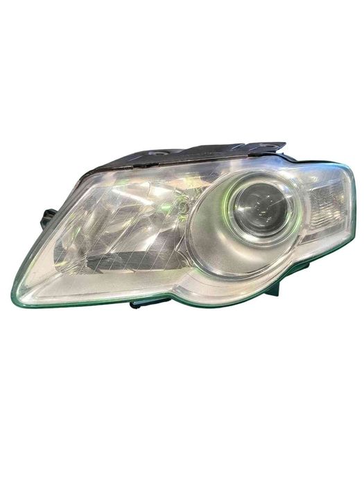 Ótica / Farol Esquerdo VW PASSAT B6