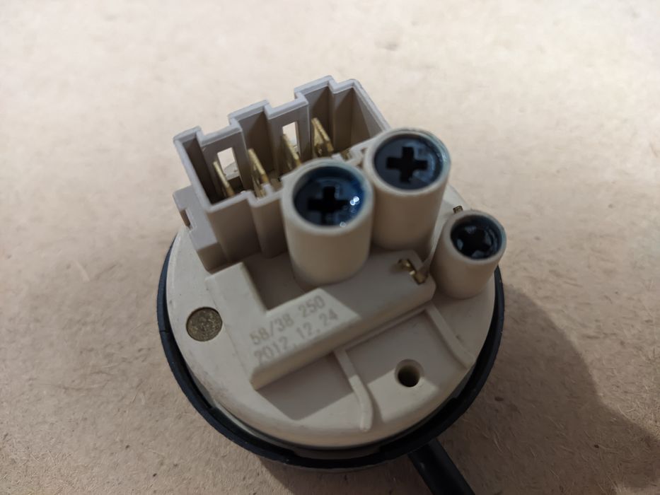 Пресостат Атлант 45у81 б/в