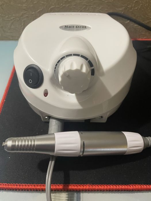 Продам нові фрезер та лампу, насадки в подарунок