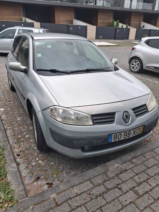 Renault Mégane – A andar – Bom para mecânico ou projeto