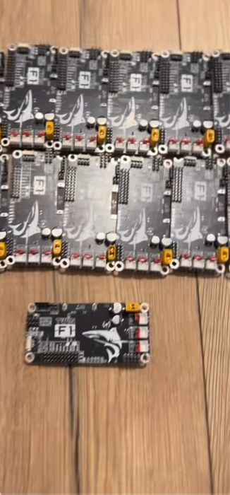 GPS Autopilot TWIN GPS do łódki zanętowej – nowość na rynku