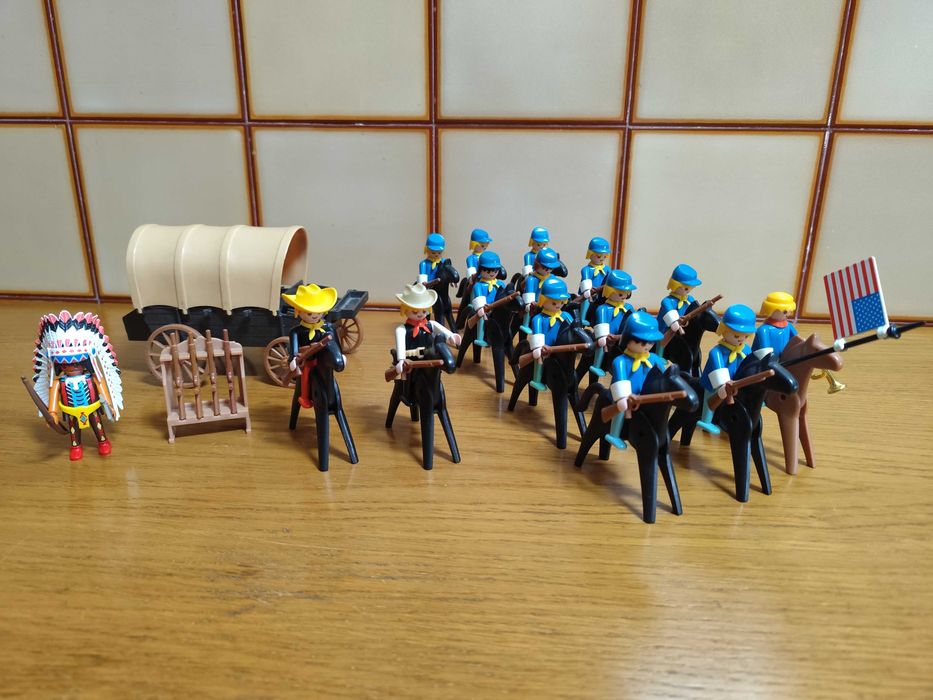 Vendo Playmobil's diversos.