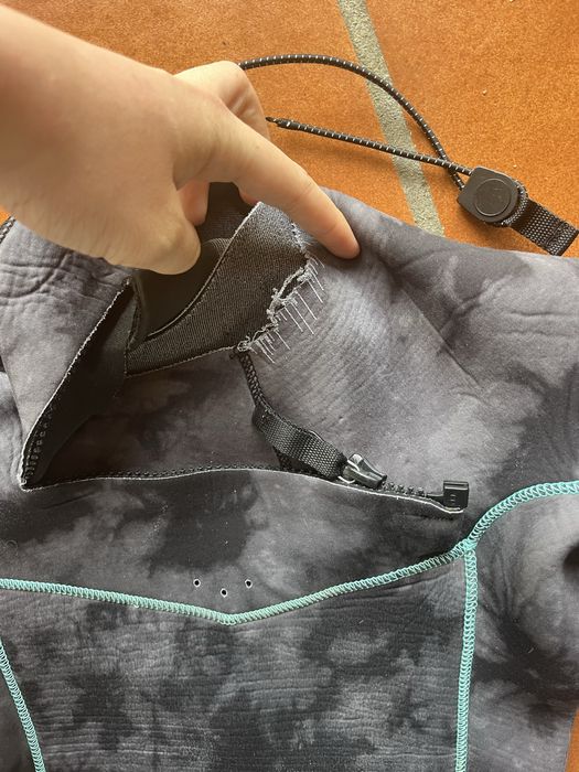 Fato de surf billabong 14 anos