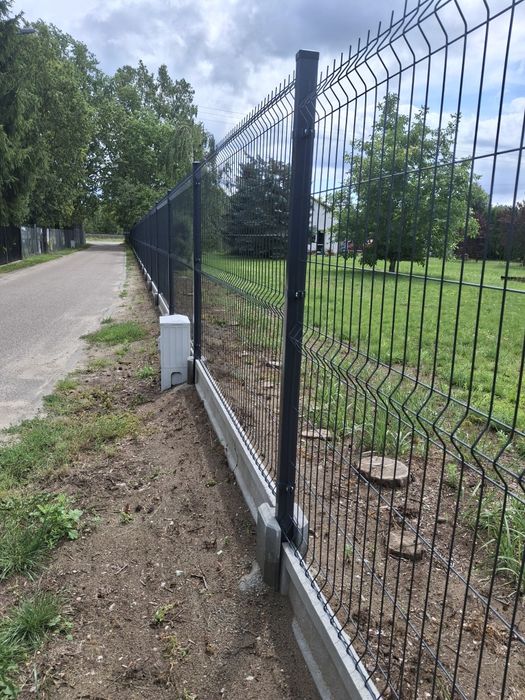 Ogrodzenia panelowe, panele ogrodzeniowe, płot panelowy