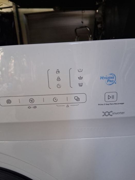 Maquina de lavar roupa como nova motor inverter