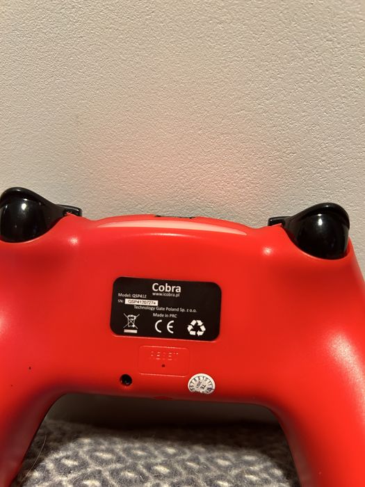 Pad Cobra camo red