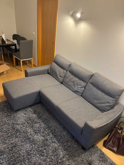 Sofá de 3 Lugares com Chaise Longue IKEA (Modelo KNISLINGE) — Para Desimpedir