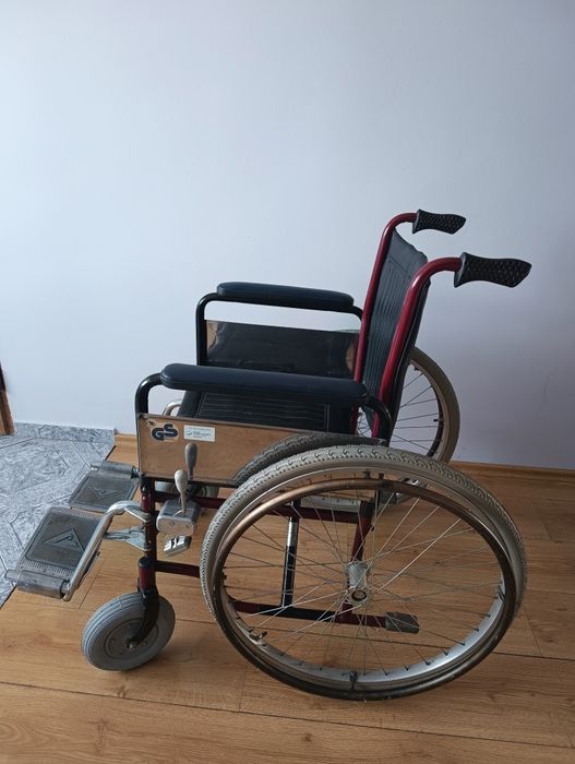 Wózek inwalidzki skladany