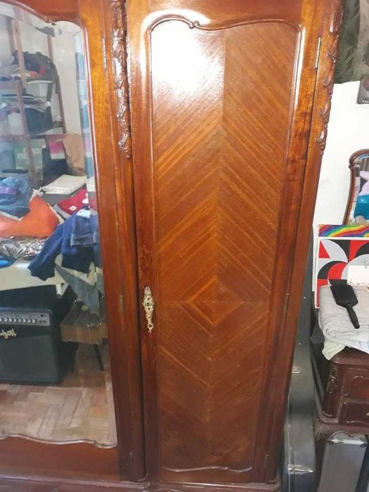 Mobília de Quarto Antiga