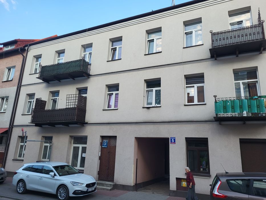 Rezerwacja do 14.08 - Wynajme mieszkanie Centrum Siedlce 3 pokoje